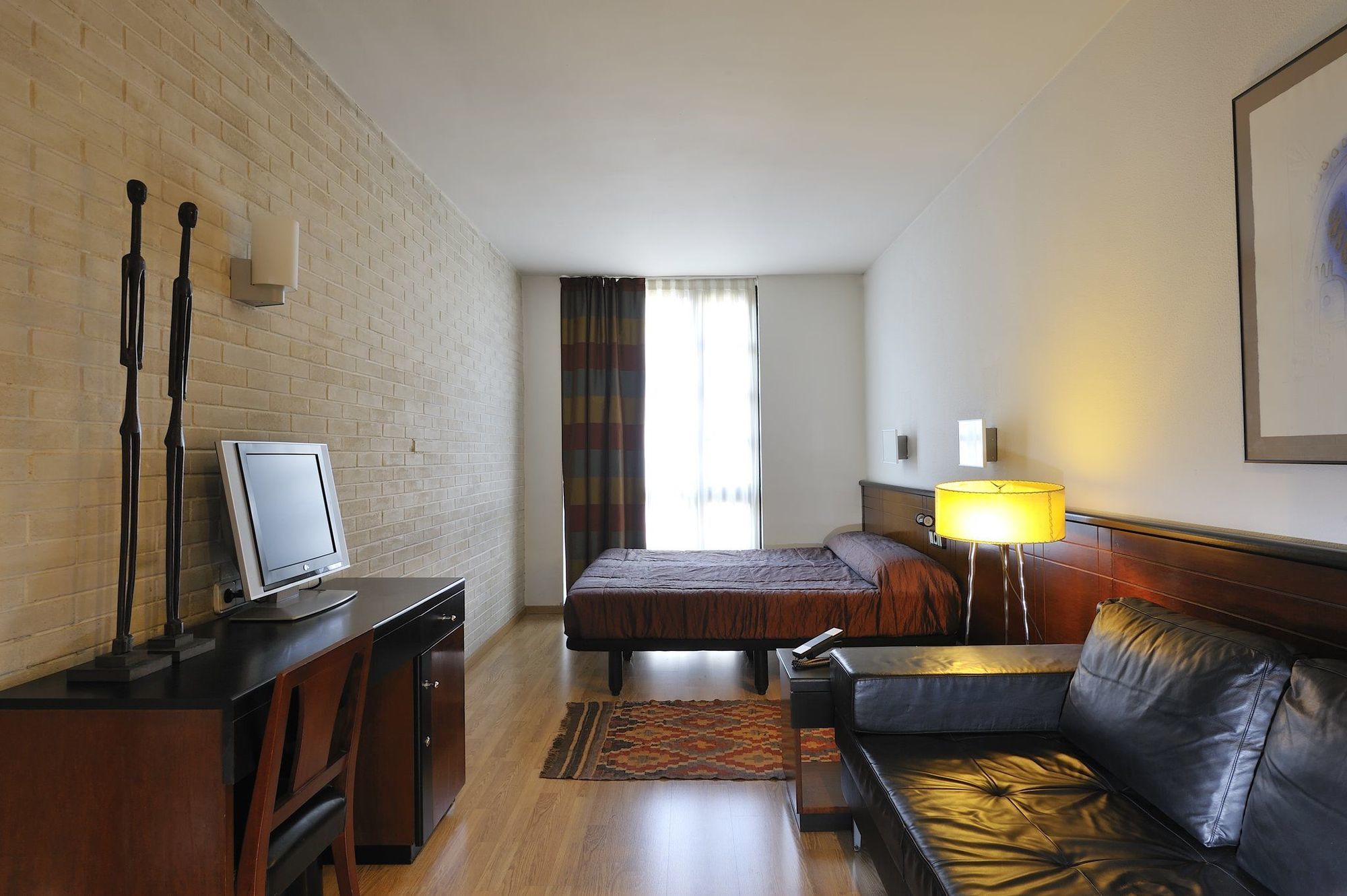 Hotel Balmes, A Member Of Preferred Hotels & Resorts Барселона Стая снимка